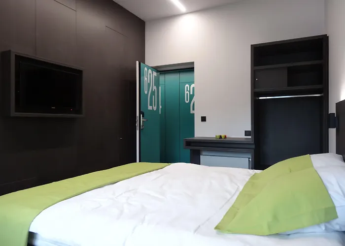 Sleep Well Youth Hostel